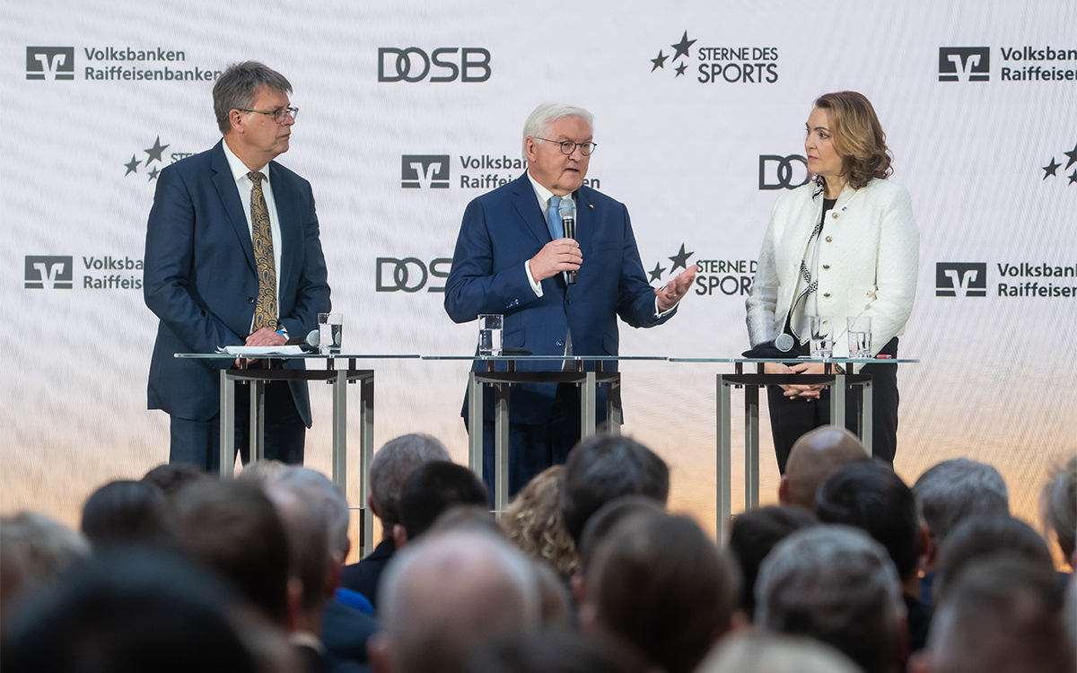 Im Januar dieses Jahres wurden die Sterne des Sports in Gold für das Jahr 2024 in Berlin verliehen. Bundespräsident Frank-Walter Steinmeier nahm die Auszeichnung gemeinsam mit BVR-Präsidentin Marija Kolak und Thomas Weikert, Präsident des Deutschen Olympischen Sportbundes (DOSB), vor.